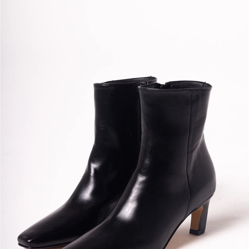Elegant Black Women's Ankle Boots